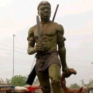 WHY ORA PEOPLE DON'T BOW TO OBA OF BENIN